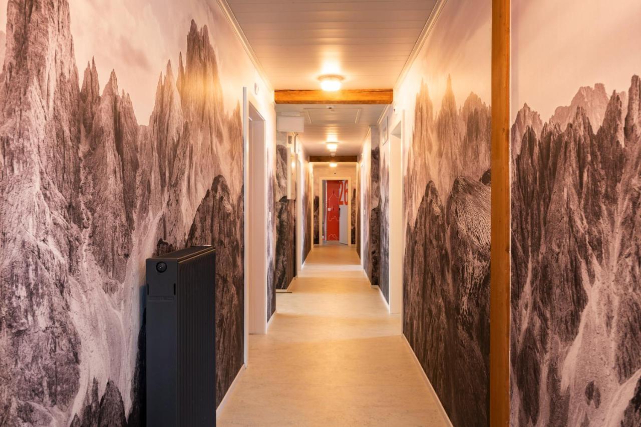 Peanut Mountain Lodge & Le Communal Val d'Illiez Exterior photo
